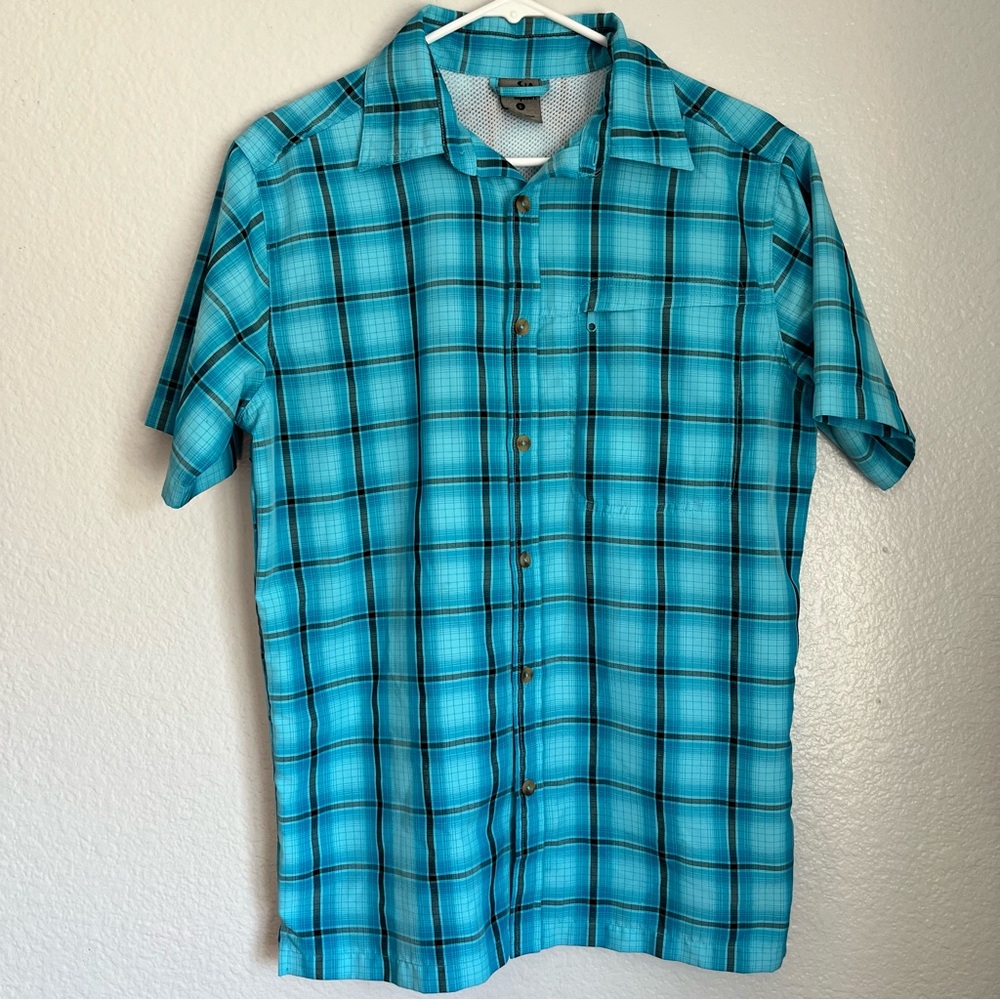 Rugged Exposure Blue Plaid Button-up Men's Shirt Zip Pocket Back Shoulder Vents